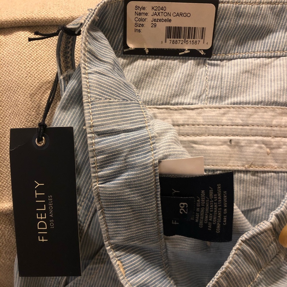 Fidelity Jaxton Relaxed Cargo in Jezebelle Color - Picture 7 of 8